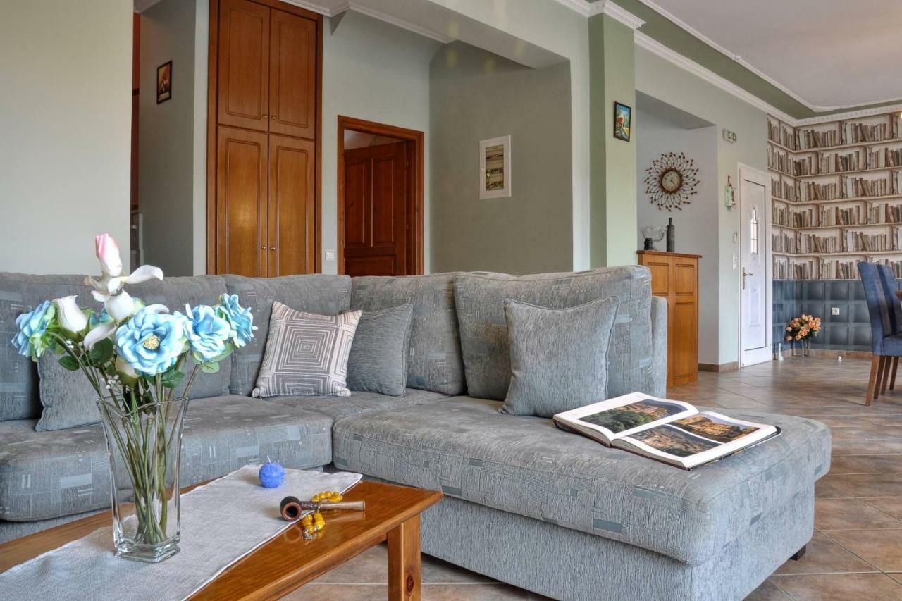 Angela Pool Apartments อายีโอส เยออร์ยิโอส ปากอน ภายนอก รูปภาพ